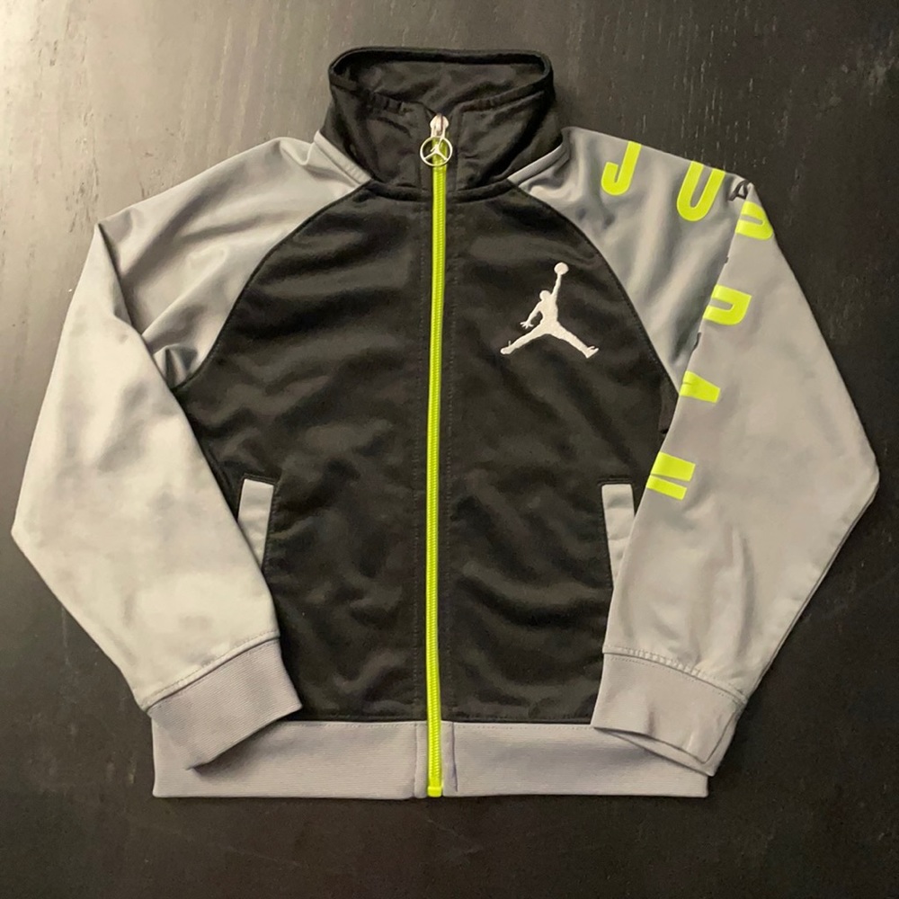 Jordan track top size 4T XS